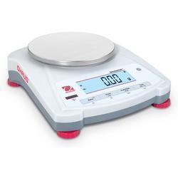 Ohaus NV622 Navigator w Touchless Sensors Portable Balance 620 x 0.01 g