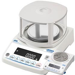 AND Weighing FZ-123WP IP65 Waterproof with Internal Calibration Balance 122 g x 1 mg
