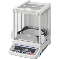 AND Weighing MC-6203A Mass Comparator 6200 g x 1 mg